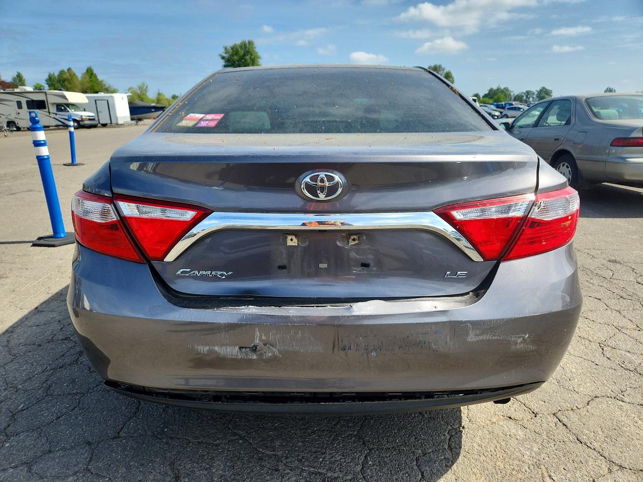 2016 TOYOTA CAMRY