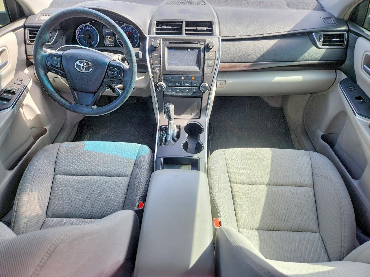 2016 TOYOTA CAMRY