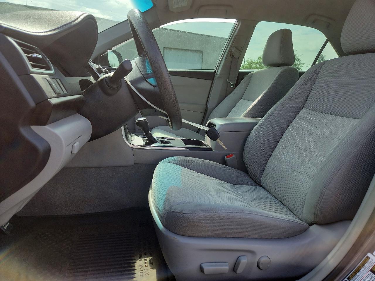 2016 TOYOTA CAMRY