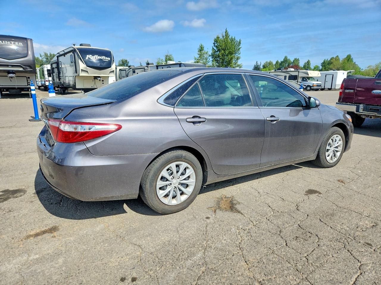 2016 TOYOTA CAMRY