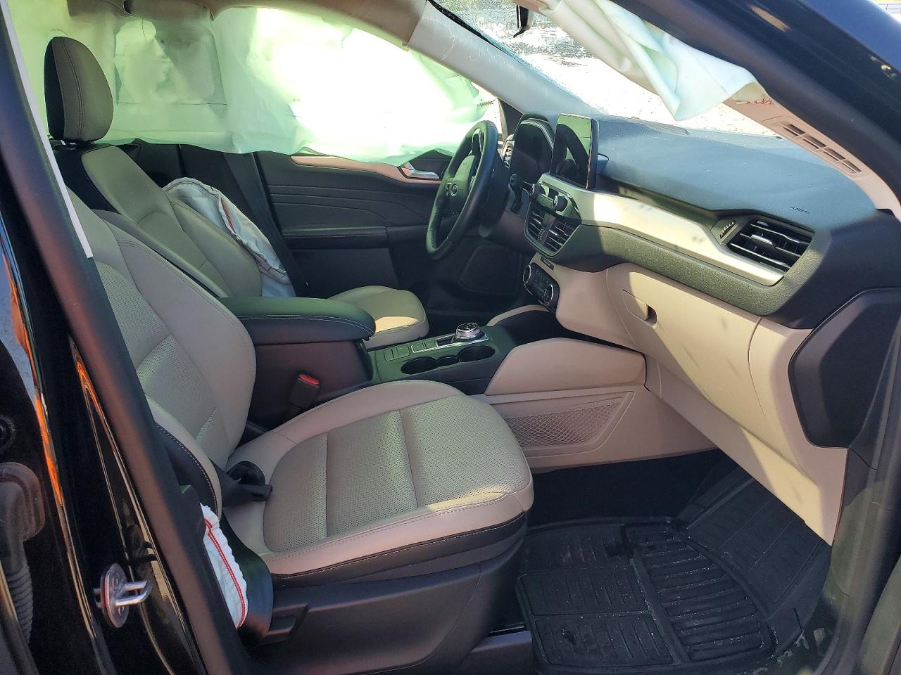 2021 FORD ESCAPE