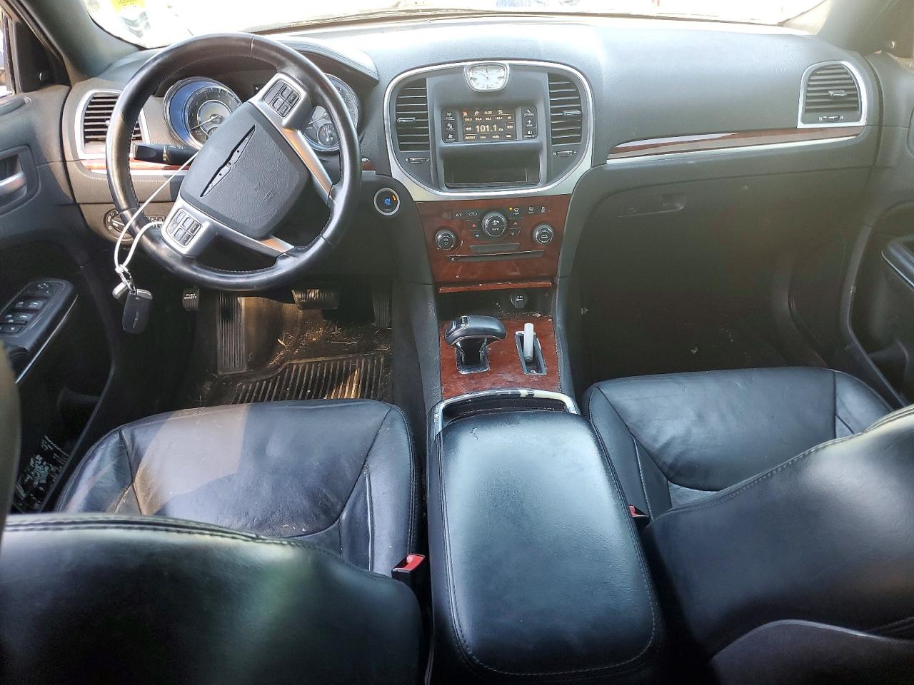 2012 CHRYSLER 300