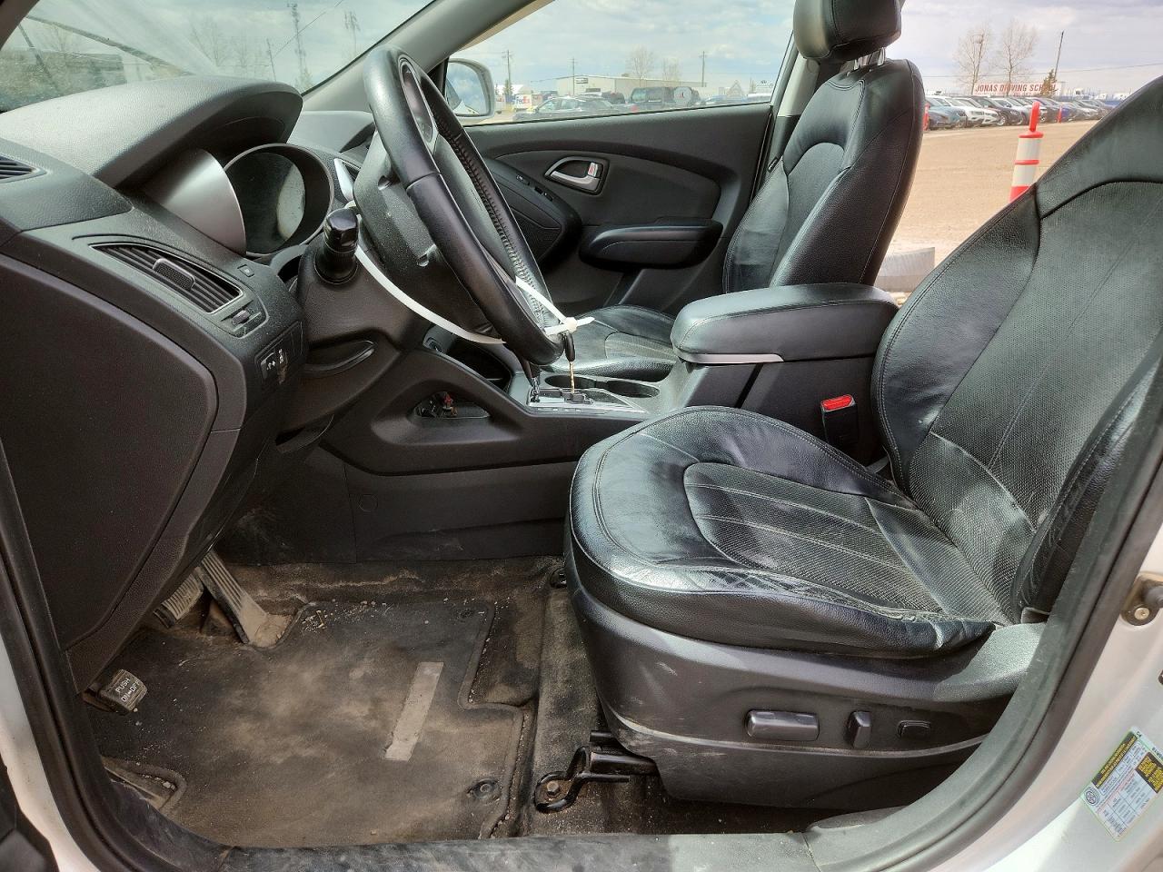 2011 HYUNDAI TUCSON