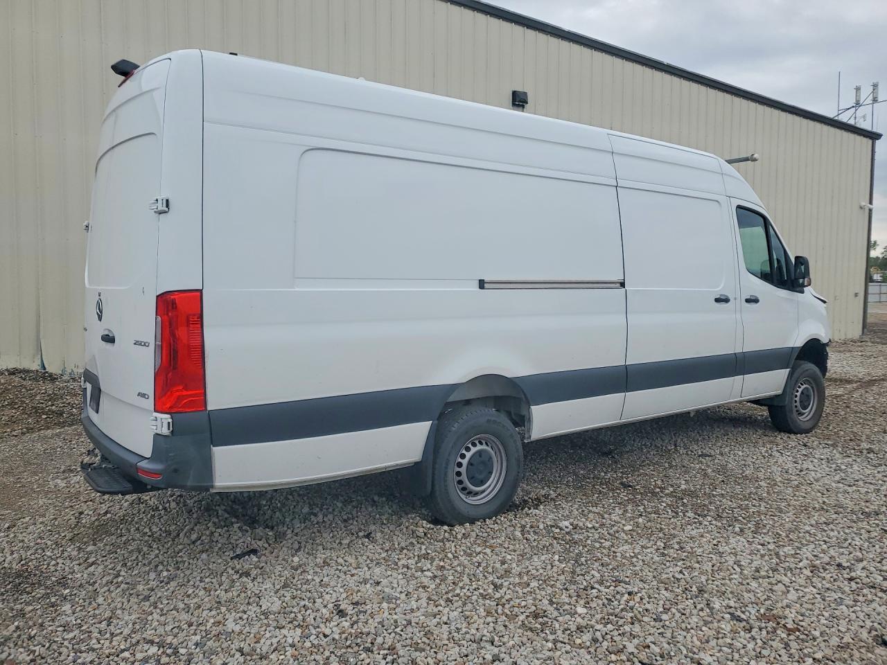 2023 MERCEDES BENZ SPRINTER