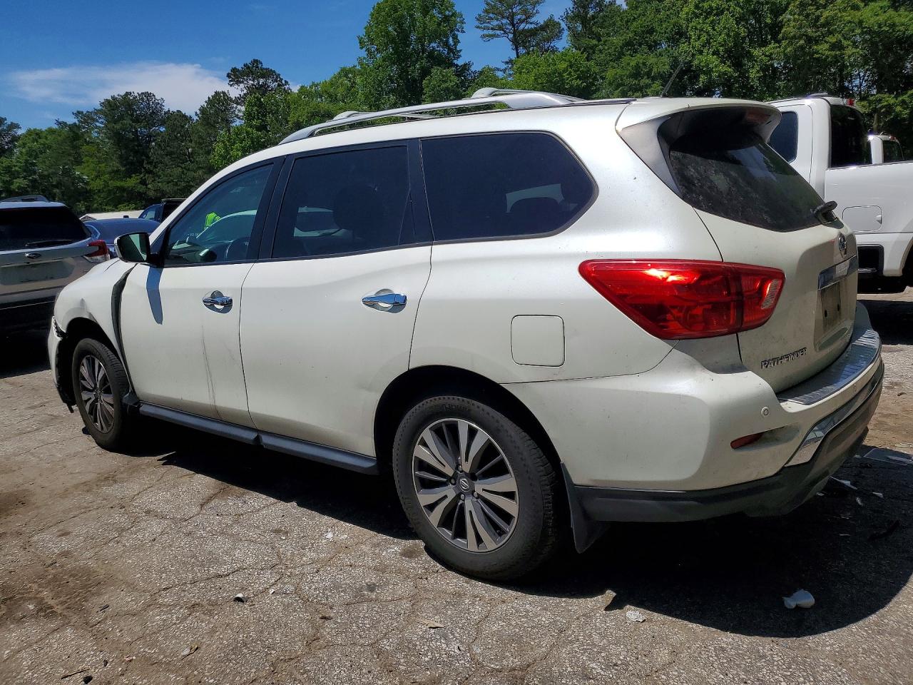 2017 NISSAN PATHFINDER