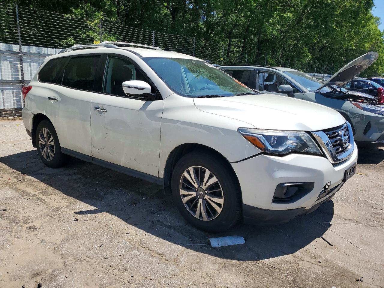 2017 NISSAN PATHFINDER