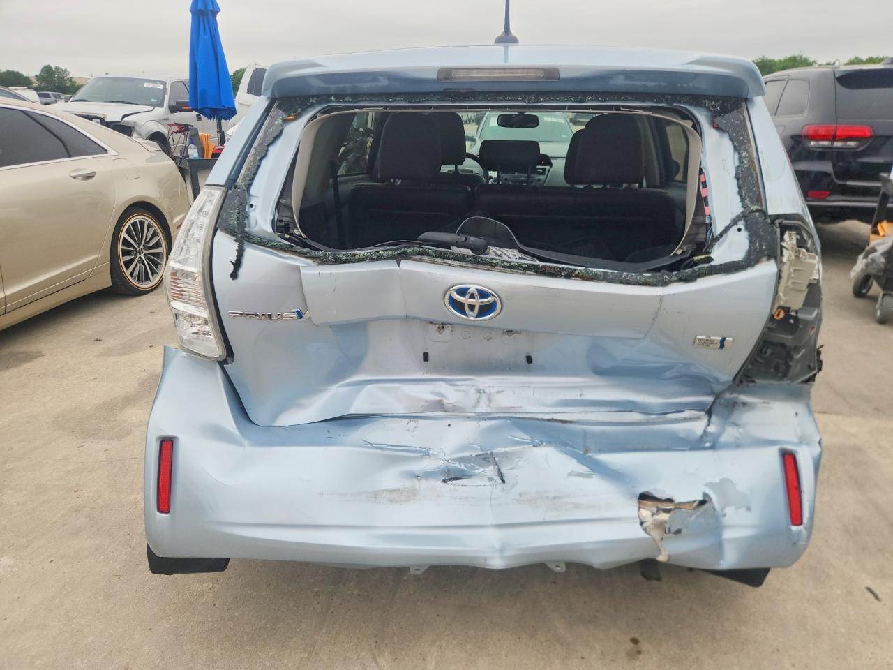 2013 TOYOTA PRIUS V TH