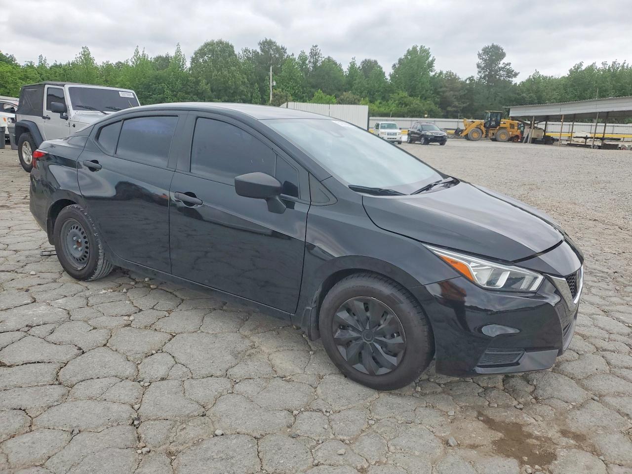 2021 NISSAN VERSA