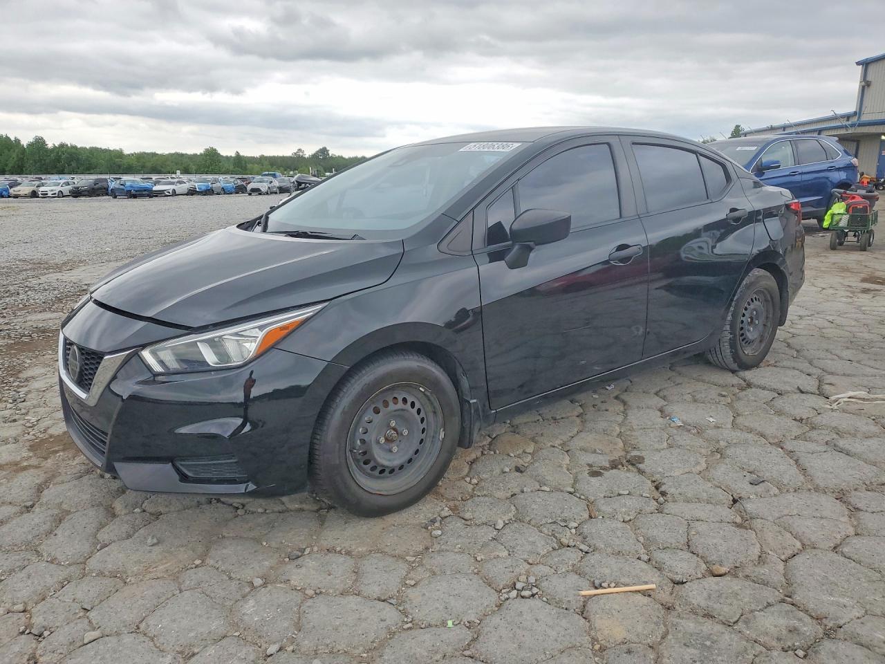 2021 NISSAN VERSA