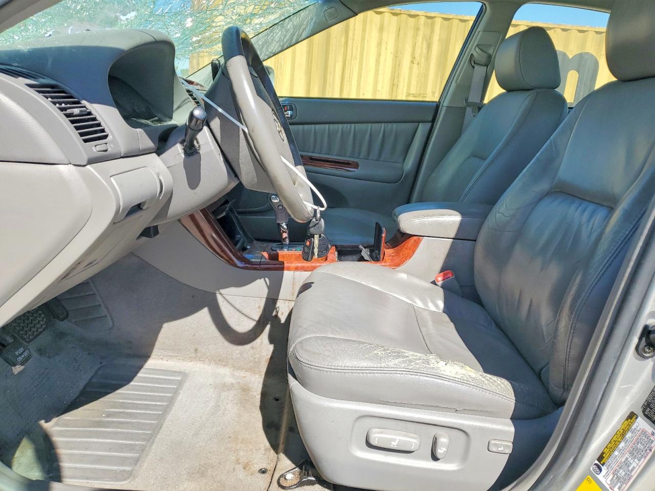 2005 TOYOTA CAMRY
