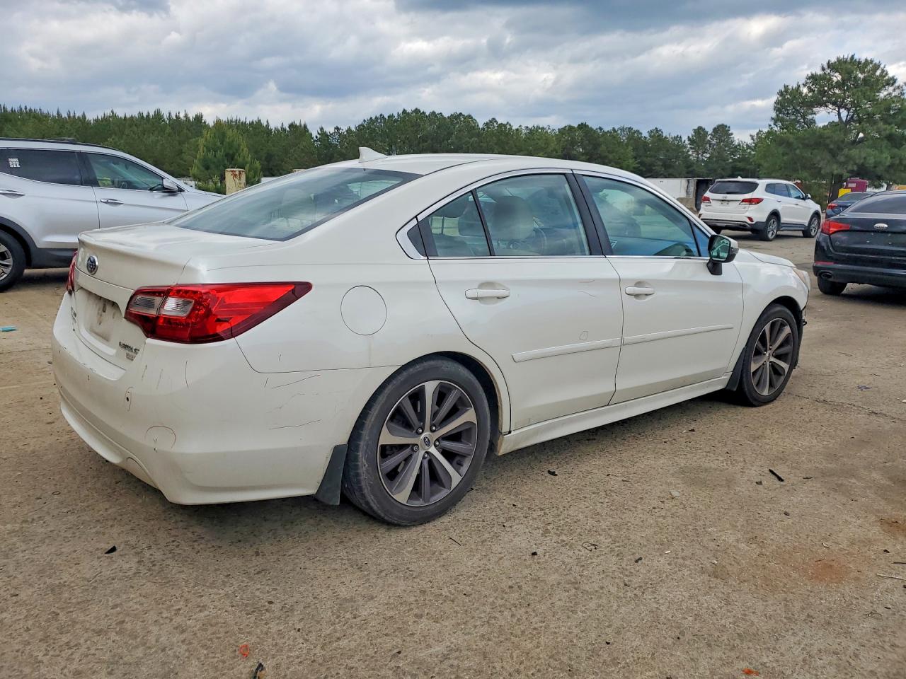 2017 SUBARU LEGACY
