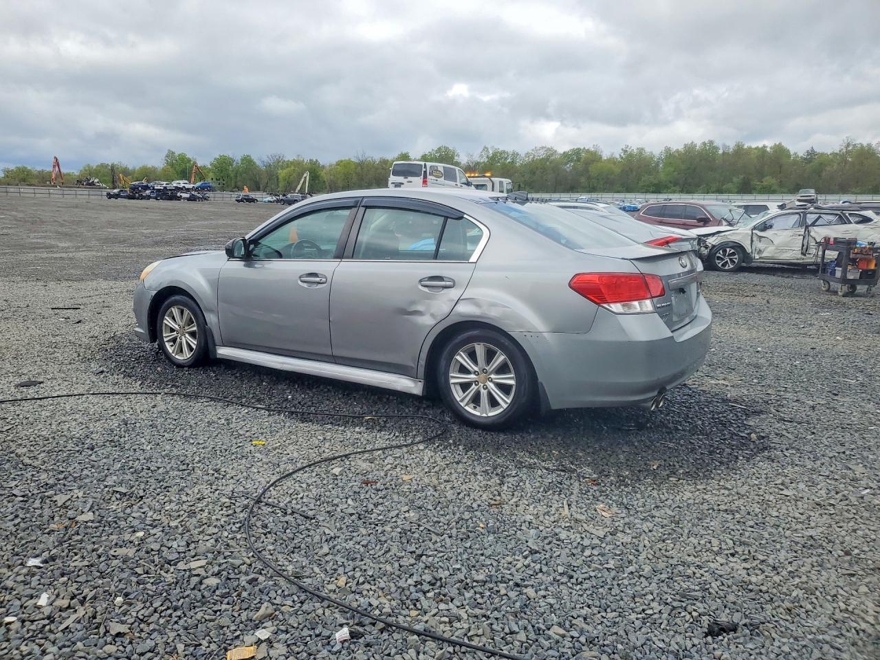 2011 SUBARU LEGACY