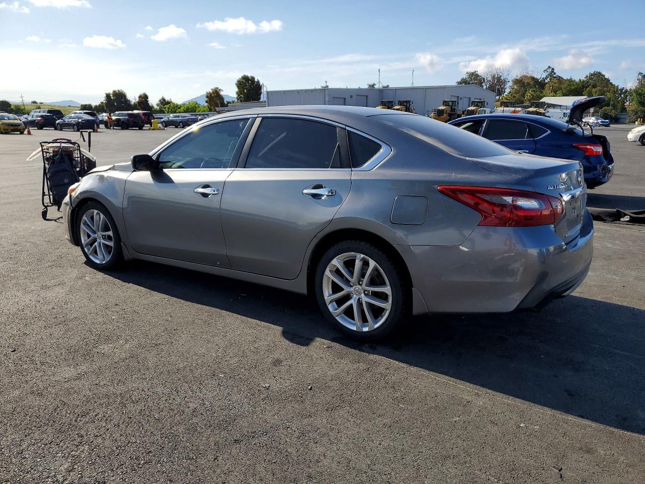 2018 NISSAN ALTIMA