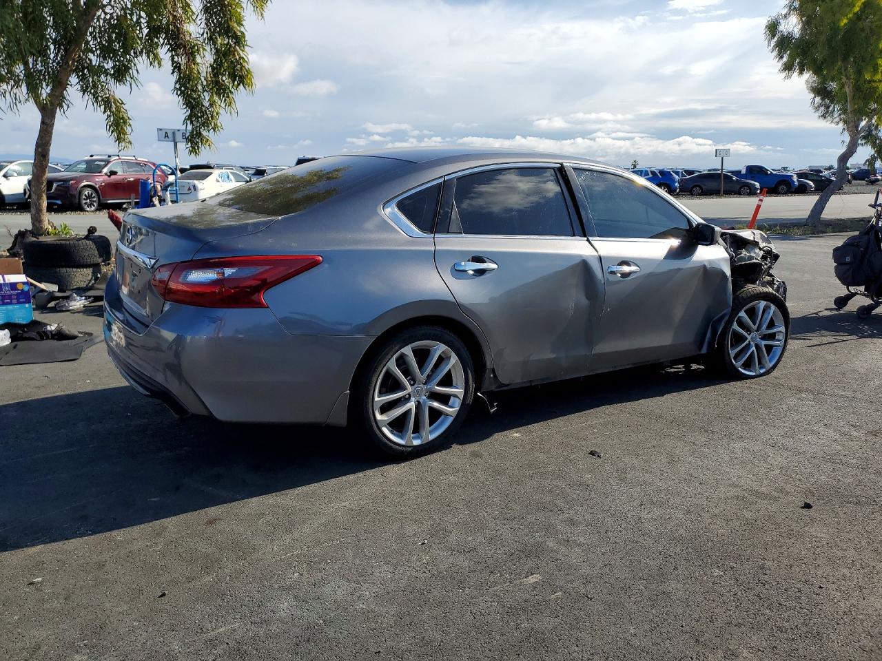 2018 NISSAN ALTIMA