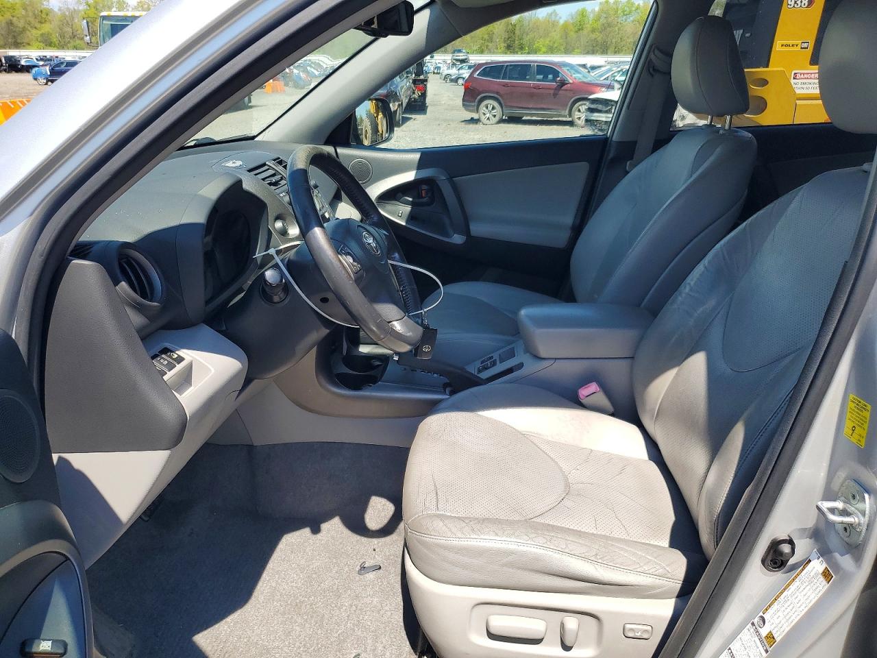 2010 TOYOTA RAV4