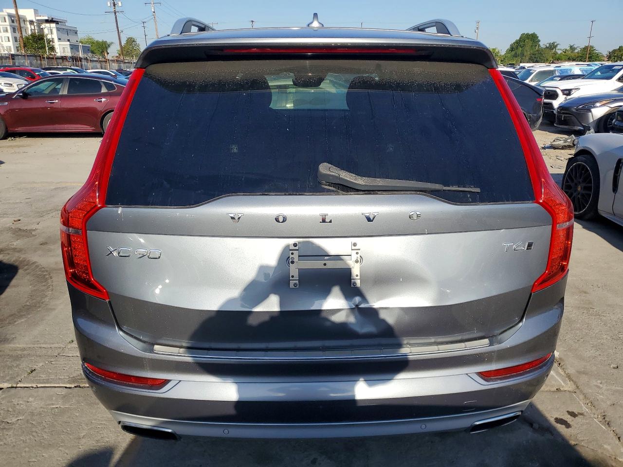 2018 VOLVO XC90