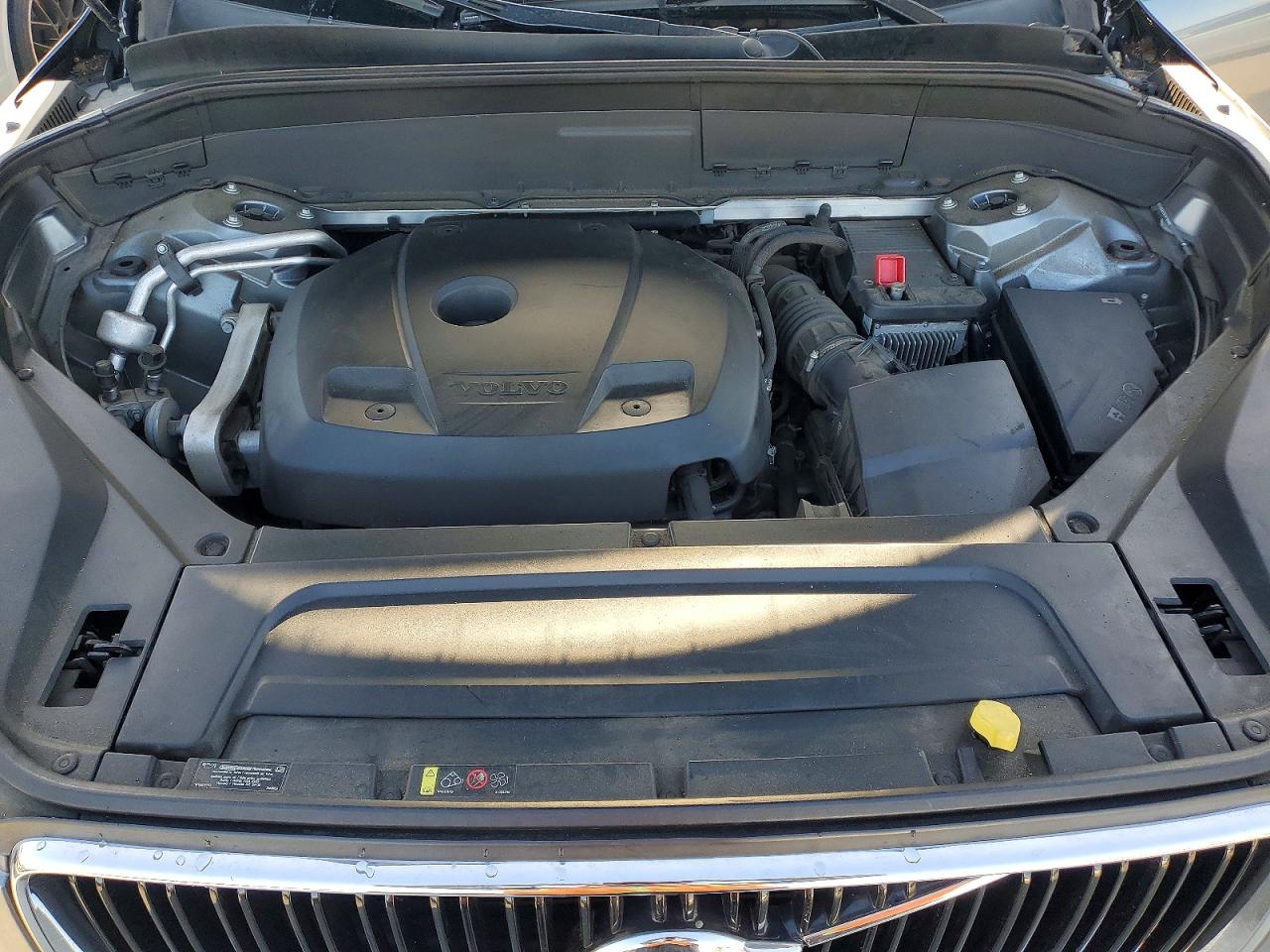 2018 VOLVO XC90