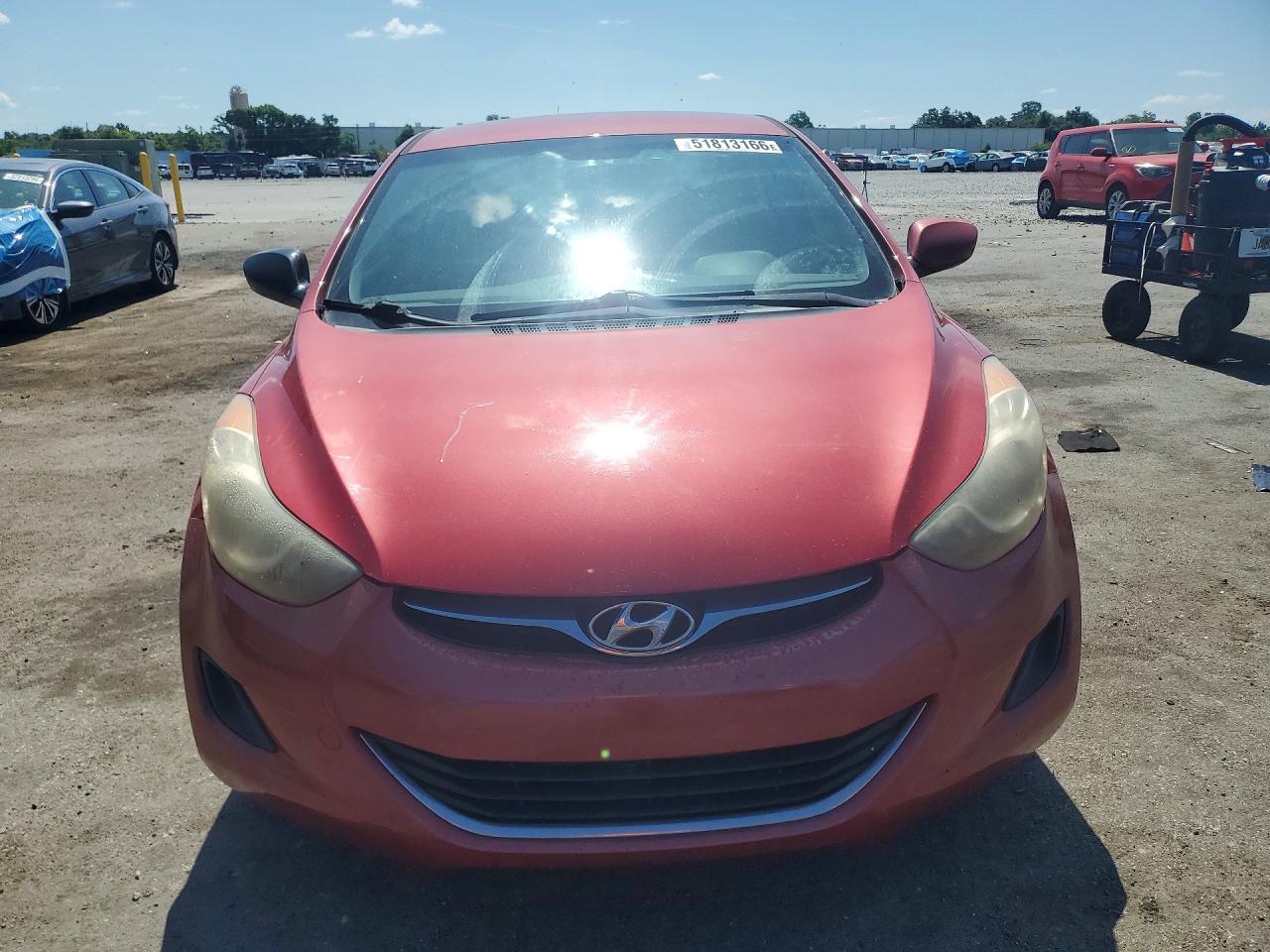 2013 HYUNDAI ELANTRA