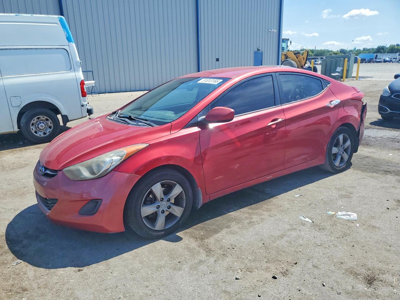 2013 HYUNDAI ELANTRA