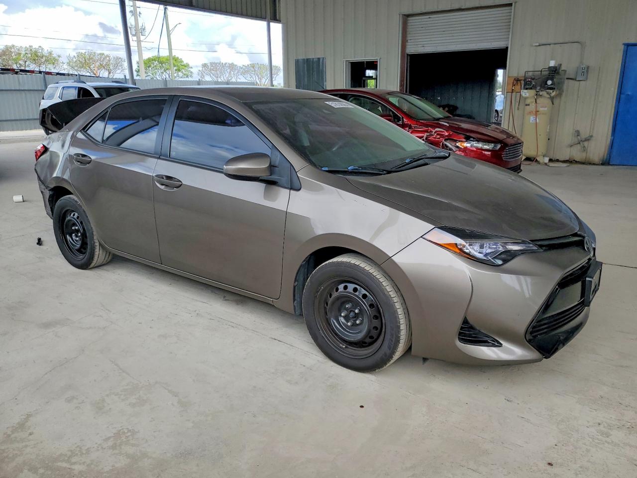 2017 TOYOTA COROLLA