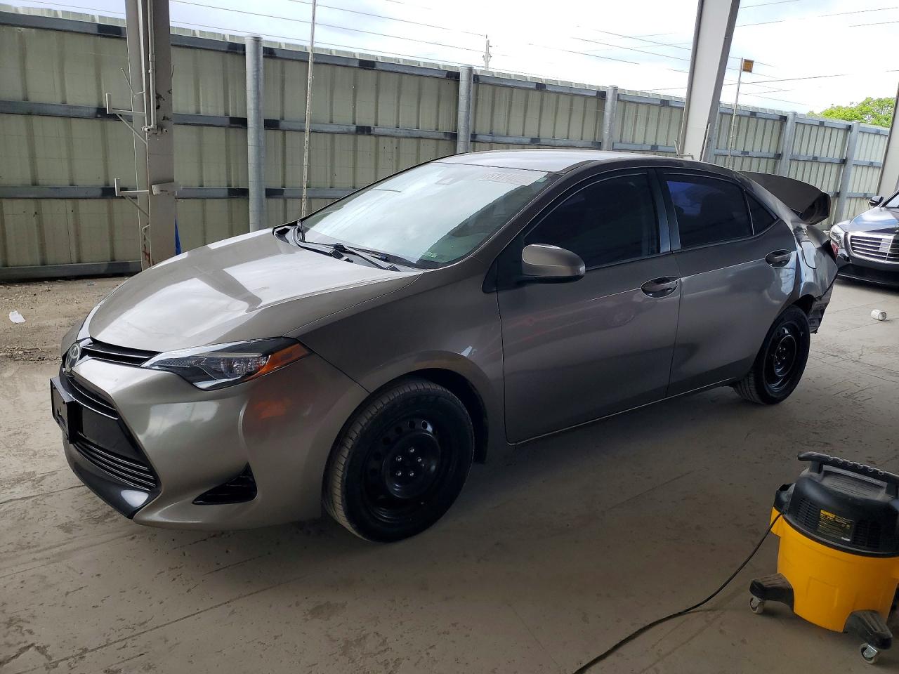 2017 TOYOTA COROLLA