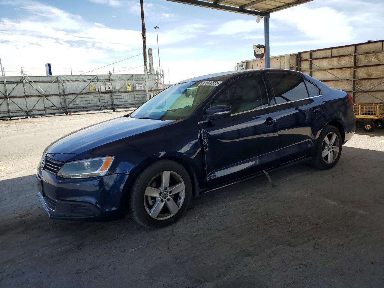 2013 VOLKSWAGEN JETTA