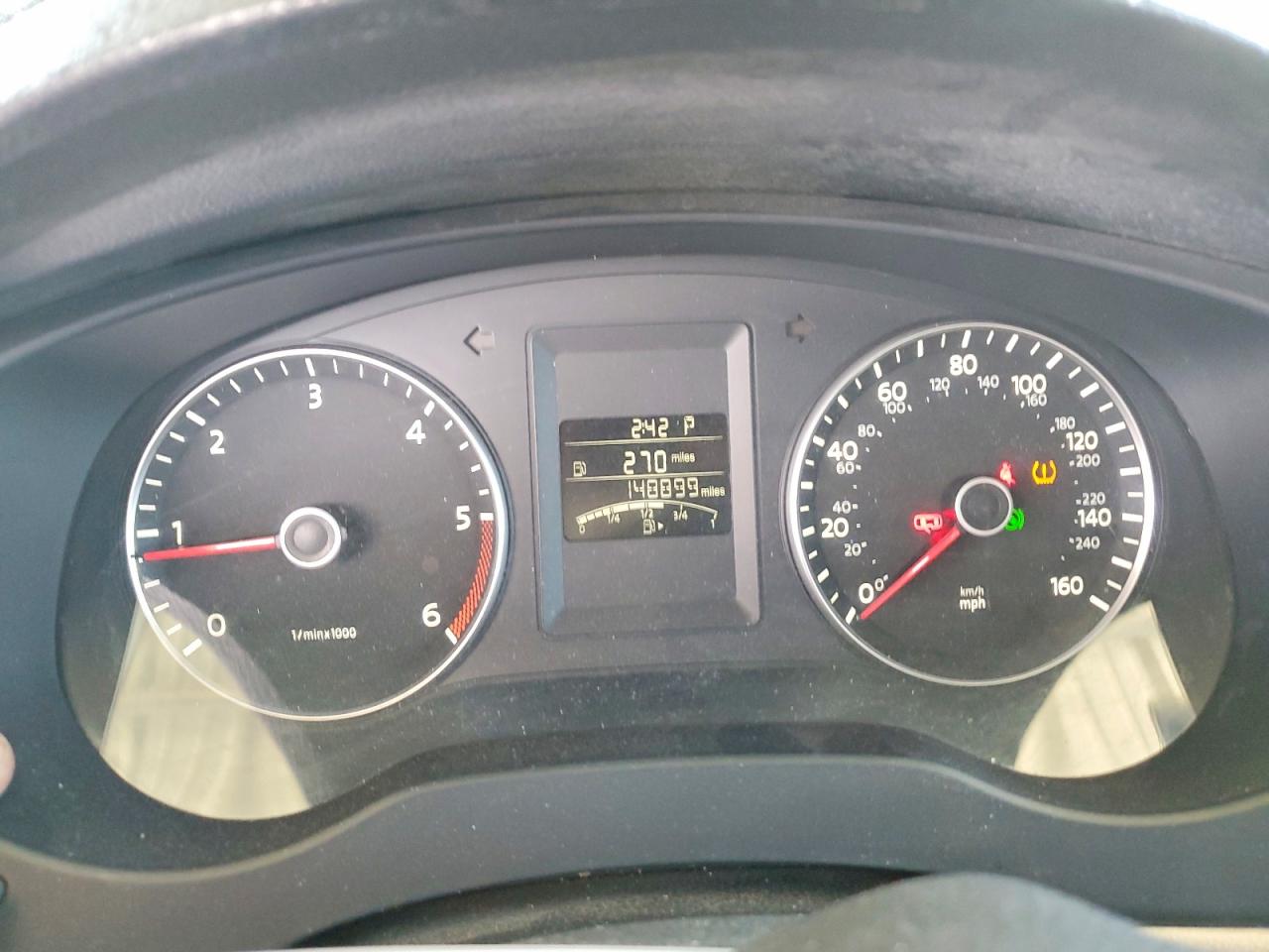 2013 VOLKSWAGEN JETTA