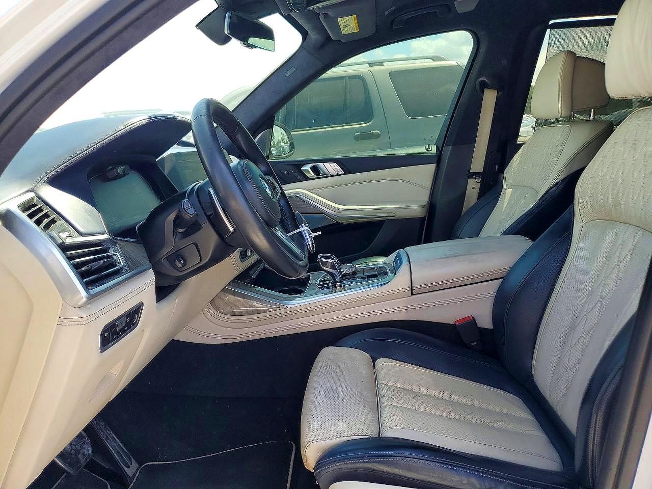 2019 BMW X7