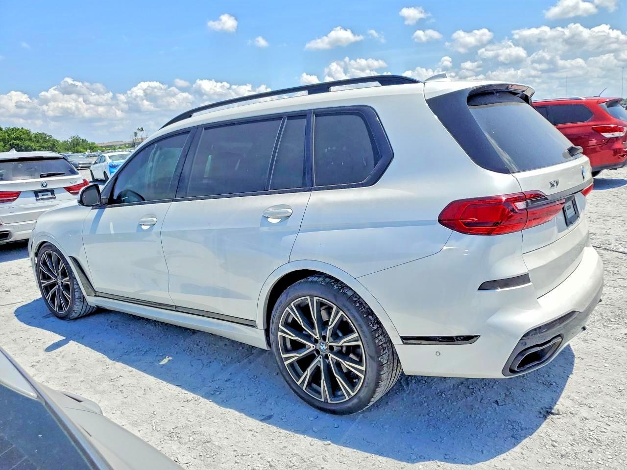 2019 BMW X7