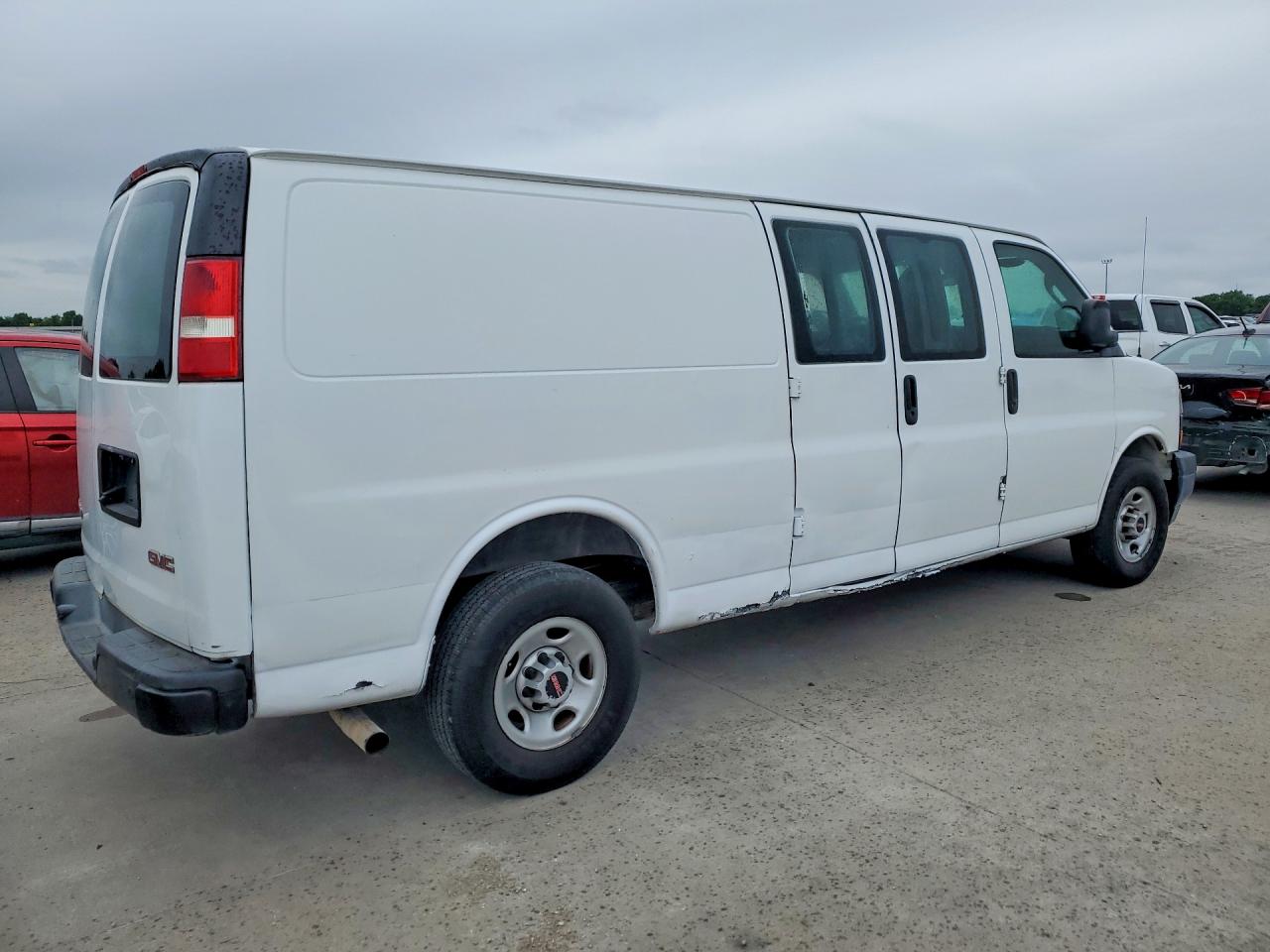 2020 GMC SAVANA