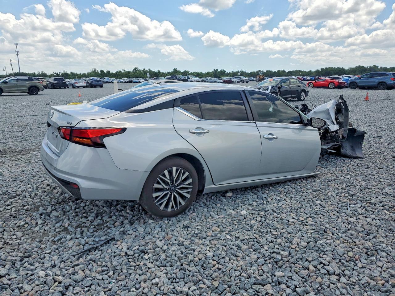 2023 NISSAN ALTIMA