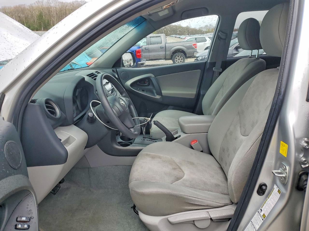 2011 TOYOTA RAV4