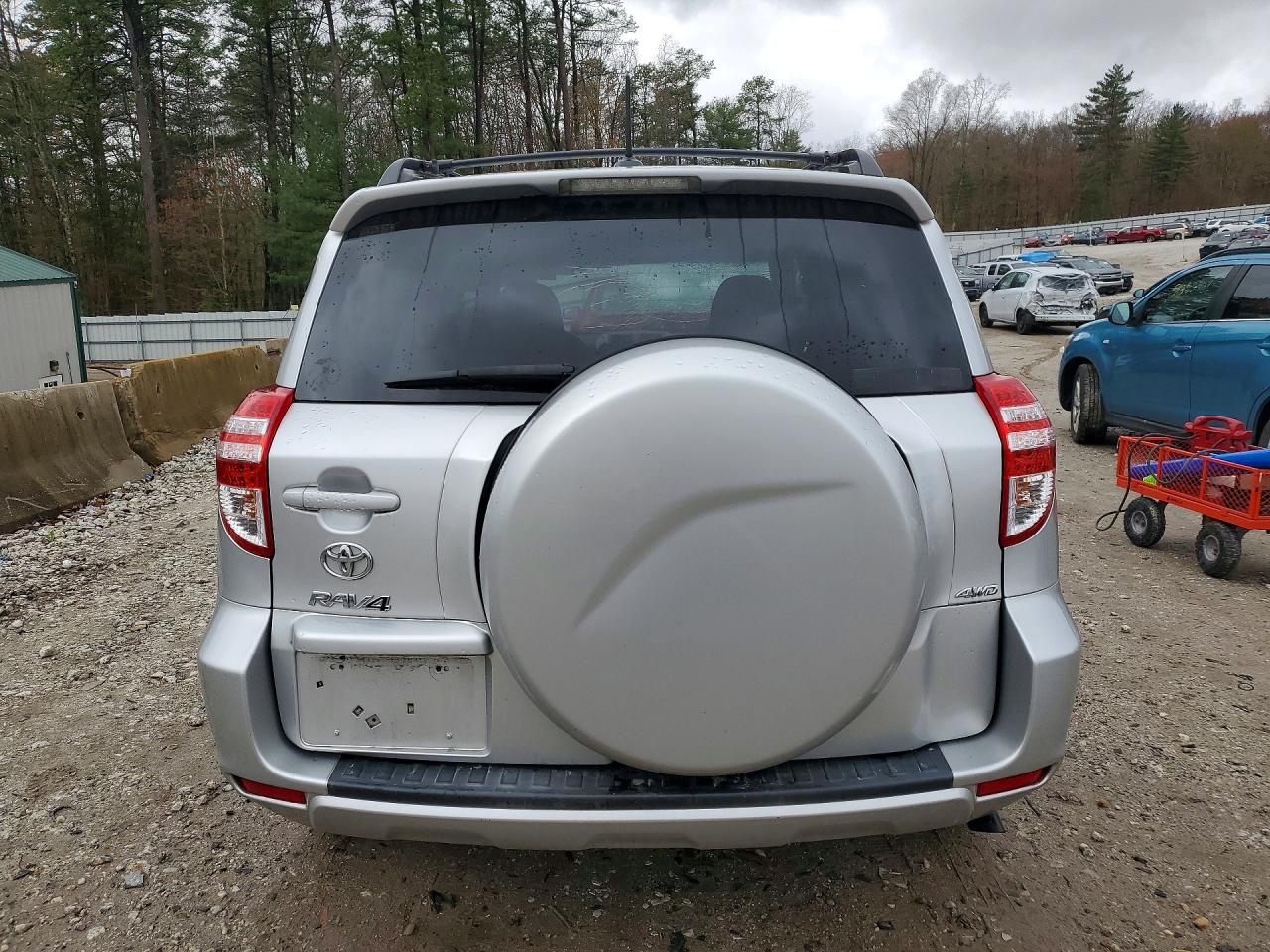 2011 TOYOTA RAV4