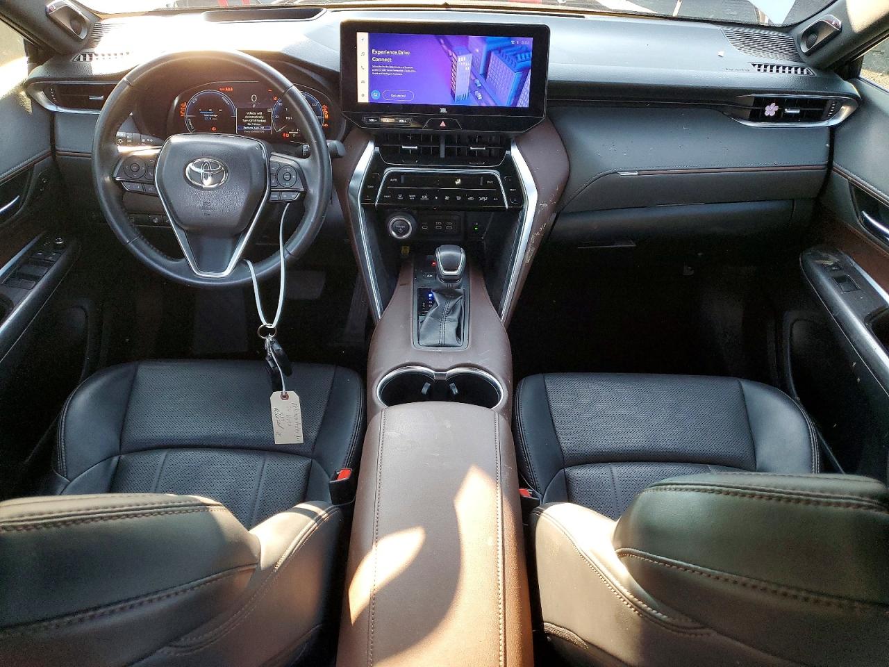 2024 TOYOTA VENZA