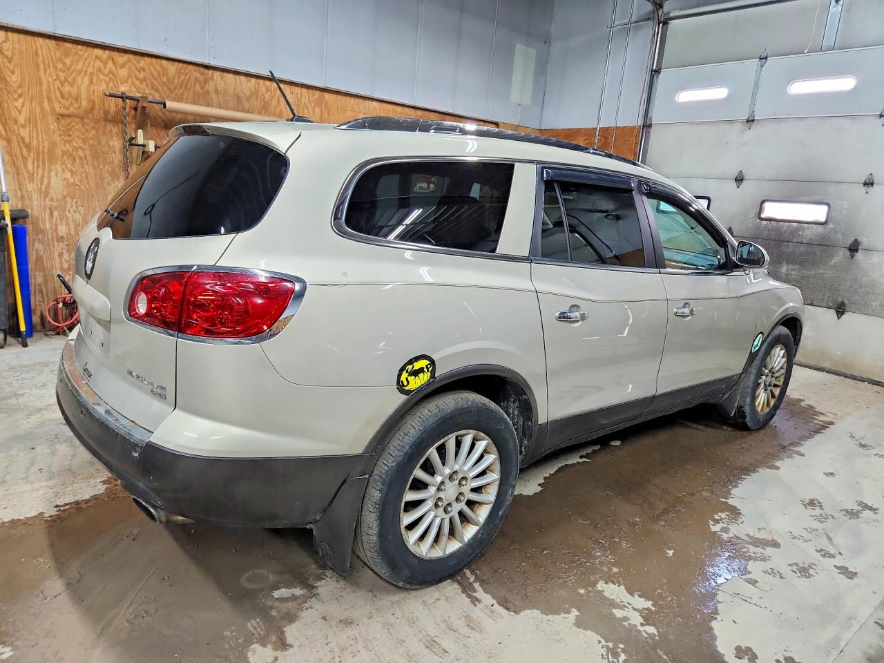 2011 BUICK ENCLAVE