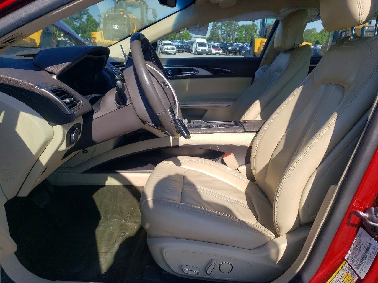 2014 LINCOLN TOWNHOUSE MKZ