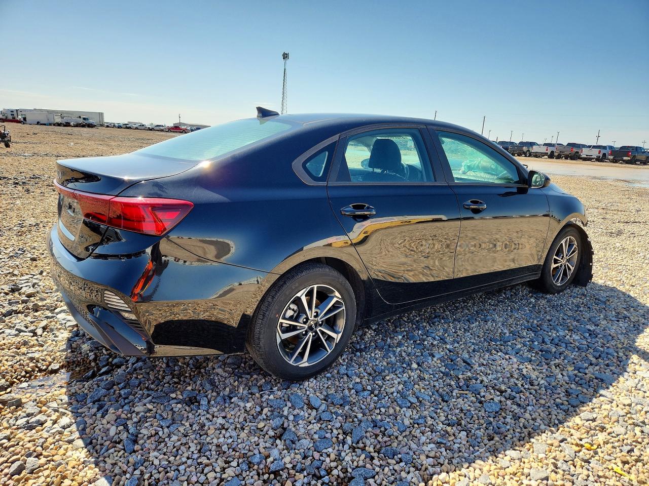 2023 KIA FORTE