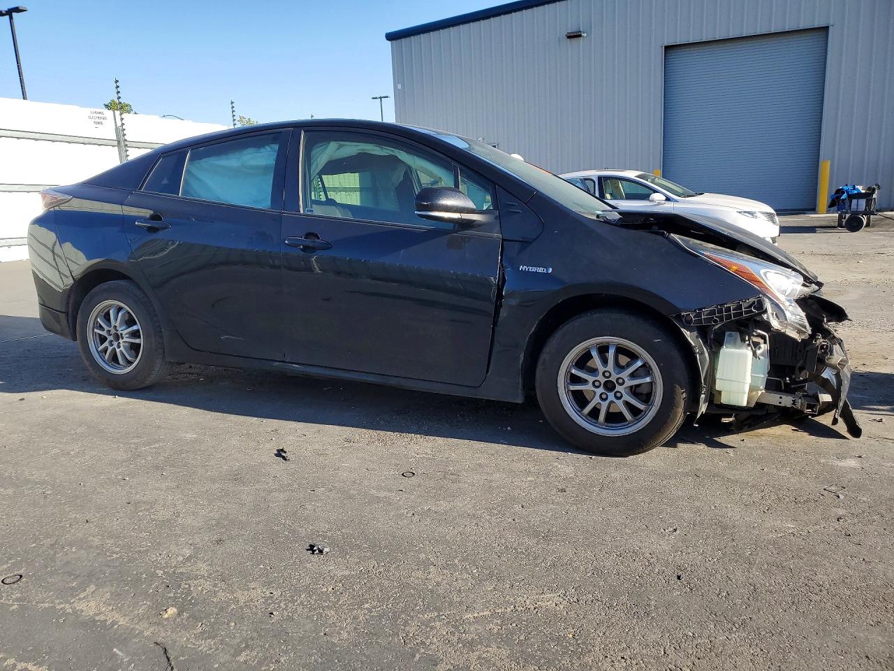 2016 TOYOTA PRIUS