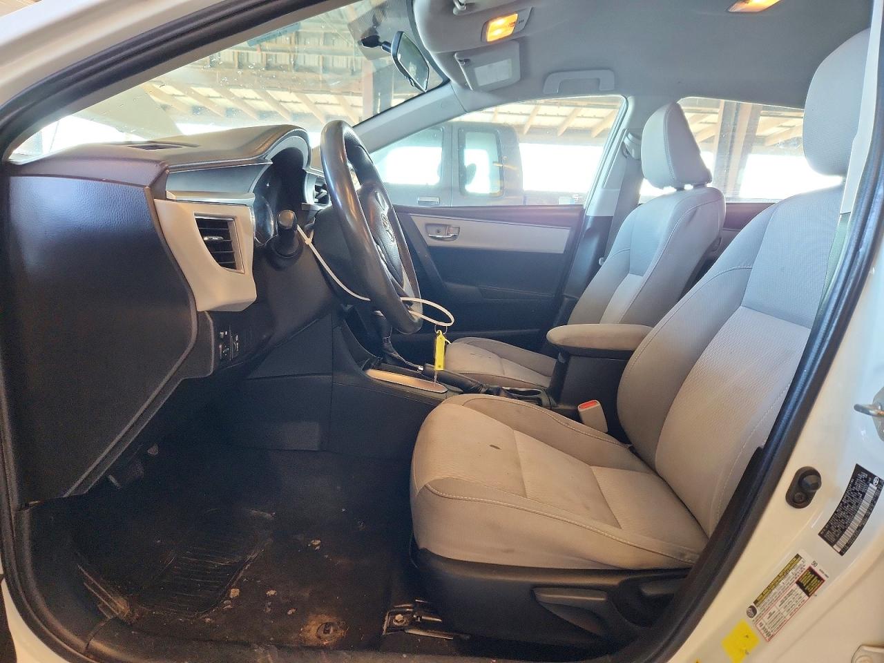 2015 TOYOTA COROLLA