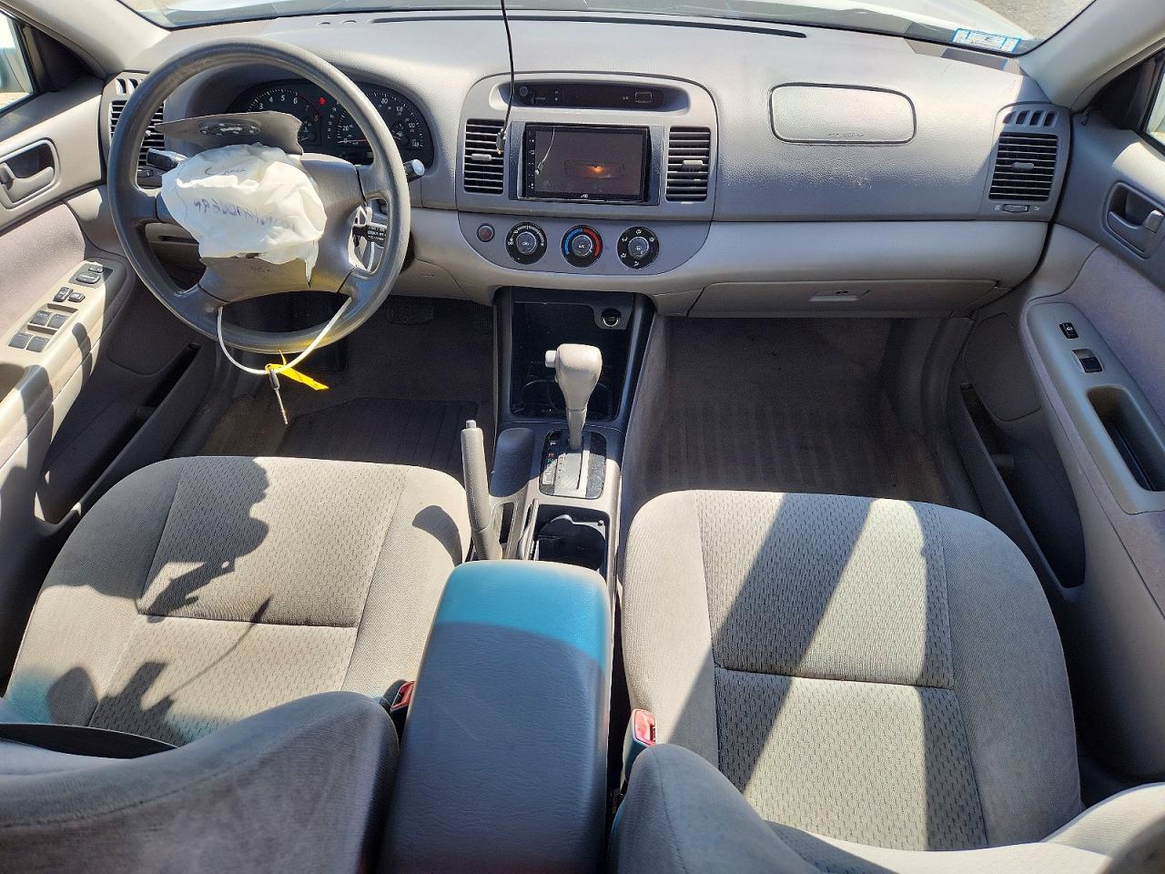 2004 TOYOTA CAMRY