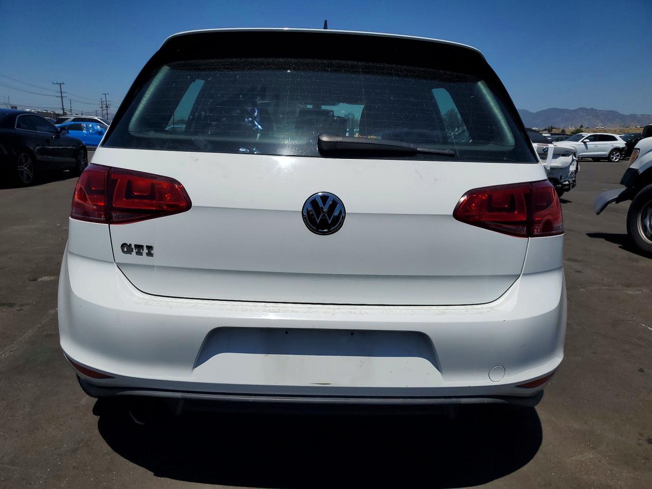 2015 VOLKSWAGEN GTI