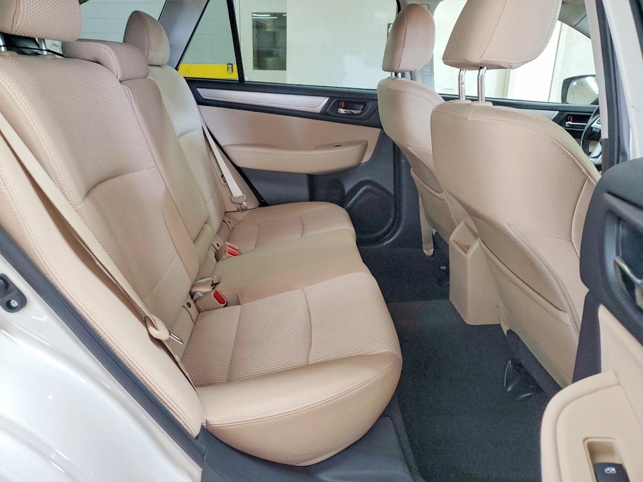 2015 SUBARU LEGACY
