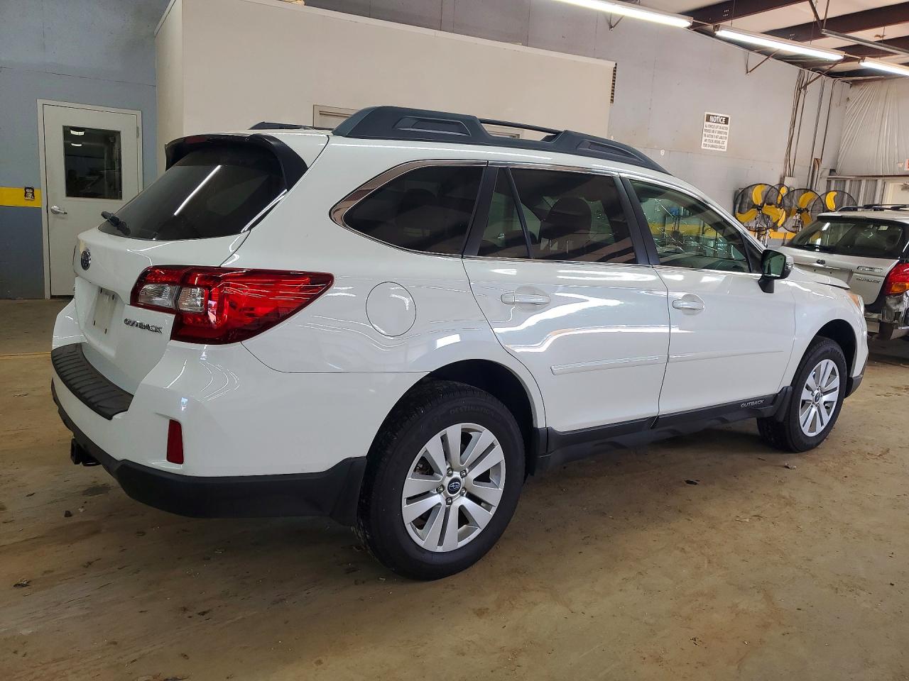 2015 SUBARU LEGACY