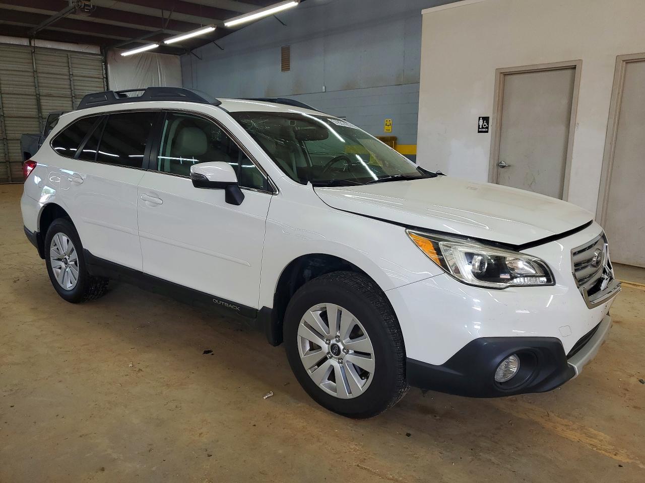 2015 SUBARU LEGACY