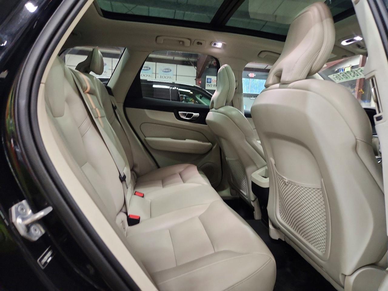 2019 VOLVO XC60