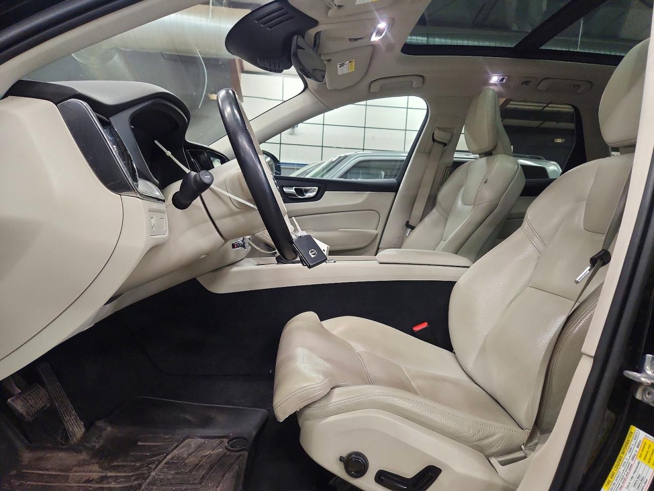 2019 VOLVO XC60