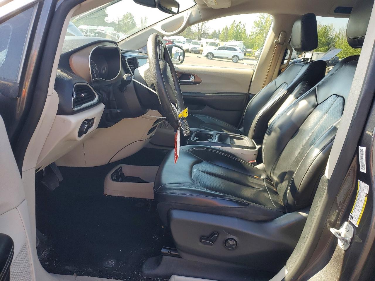 2021 CHRYSLER MINIVAN