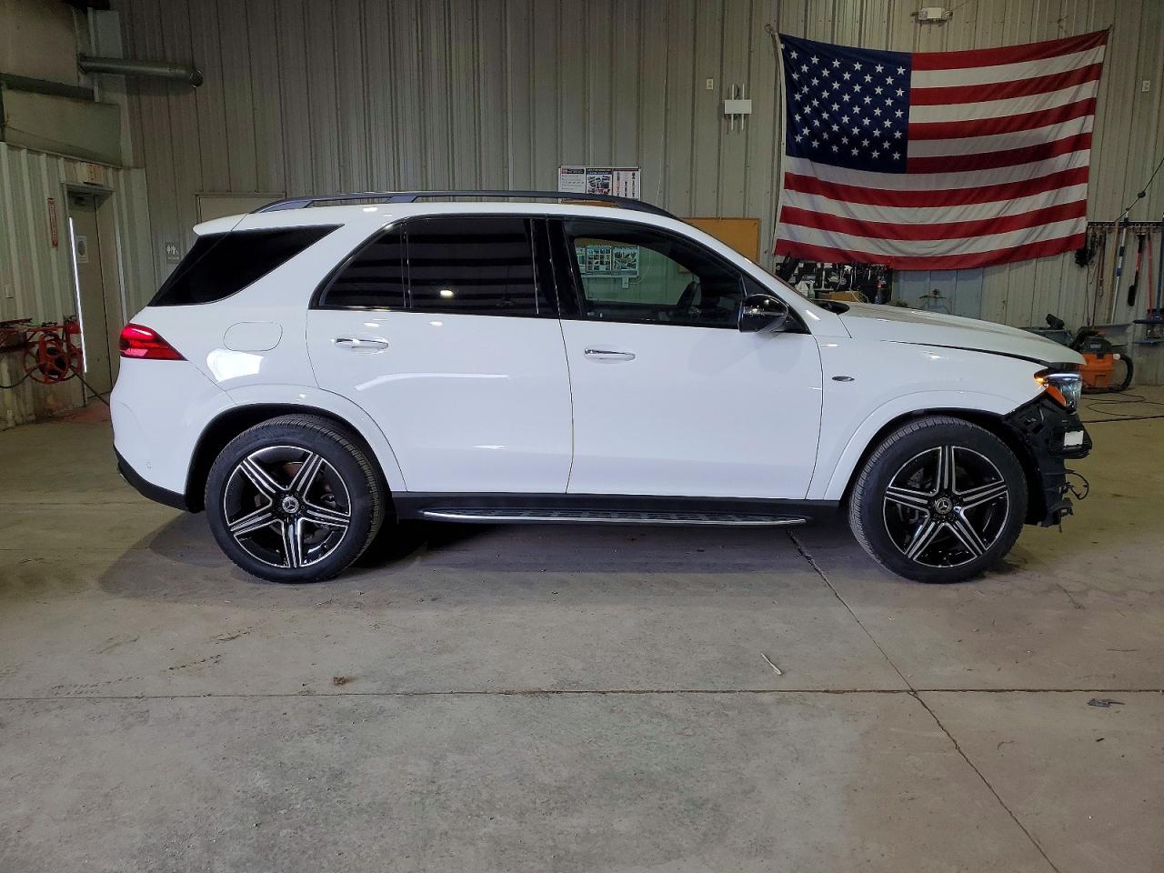 2025 MERCEDES-BENZ GLE-CLASS
