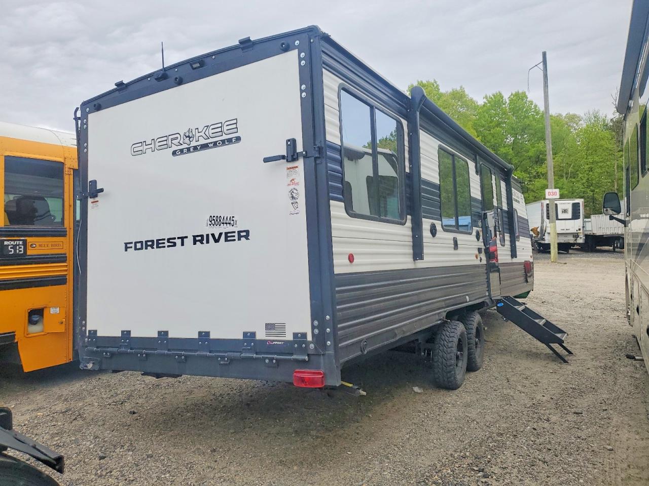 2025 FOREST RIVER CHEROKEE RECREATION