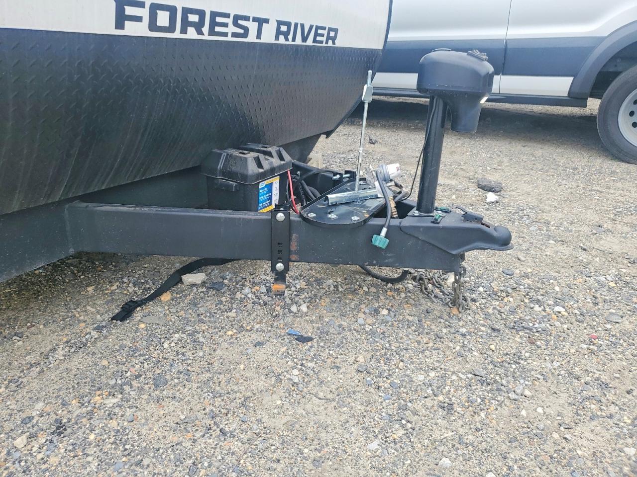 2025 FOREST RIVER CHEROKEE RECREATION